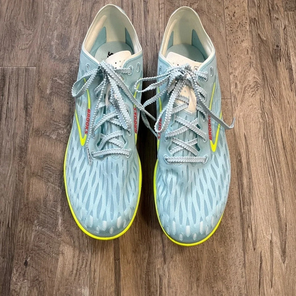 NEW Brooks ELMN8 7 Running Cleats - Picture 3 of 12